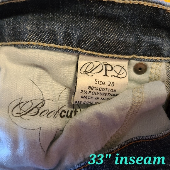 Deluxe Premium Denim Express Bootcut Women's Size 28 X 33" Inseam Denim Jeans - Picture 6 of 6